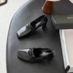 Chanel Women Moccasins Shiny Calfskin-Black G47492