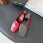 Chanel Women Moccasins Shiny Calfskin-Burgundy G47492 - Image 9