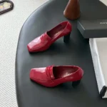 Chanel Women Moccasins Shiny Calfskin-Burgundy G47492 - Image 3