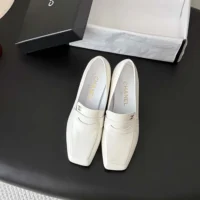 Chanel Women Moccasins Shiny Calfskin-White G47492
