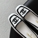 Chanel Women Pumps Lambskin & Patent Calfskin-White & Black G47520
