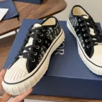 Dior Unisex Hooper Low-Top Sneaker Beige and Blue Dior Oblique Jacquard and Black Suede Calfskin