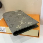 Louis Vuitton LV Unisex Passport Cover Monogram Surplus Coated Canvas-Khaki Green M2A663