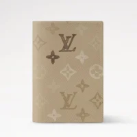 Louis Vuitton LV Unisex Passport Cover Monogram Surplus Coated Canvas-Sand Beige M29237