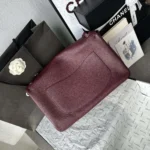 Chanel Women Maxi Flapbag Grained Calfskin & Gold-Tone Metal - Image 4