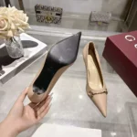 Gucci Women Donna Pump-Beige A0068H0IC009909