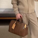 Louis Vuitton LV Unisex Keepall Bandoulière 35M 2B100