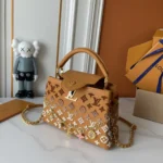 Louis Vuitton LV Women Capucines BB Handbag Taurillon Leather Gold-toned - Image 4