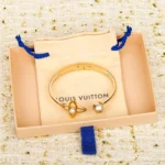 Louis Vuitton LV Women Pearly Flower Bracelet M1855S