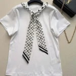 White 100% cotton interlock jersey 100% silk insert Signature print